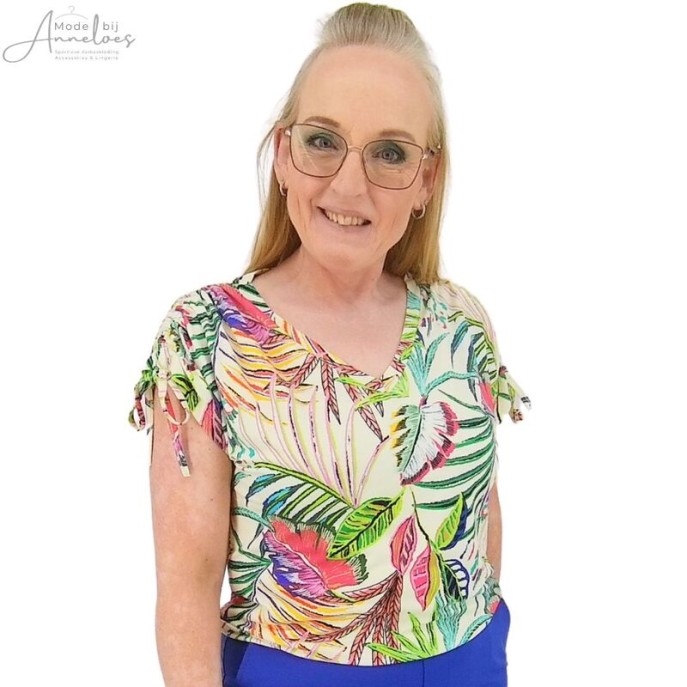 S AndCo Woman T-shirt Viana multicolor